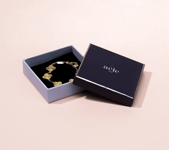 Bracelet Box with jewelry inside