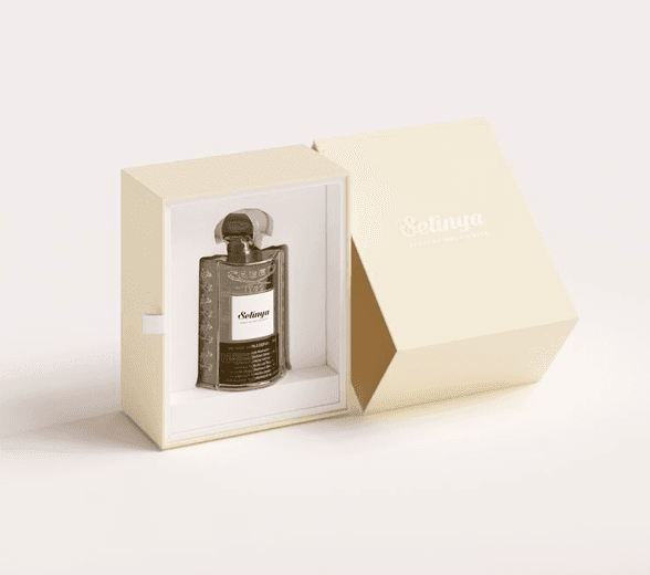 Custom Eau de Toilette Box with bottle