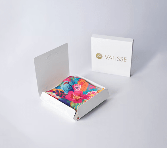 Additional Scarf Box image