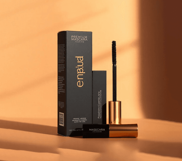 Inside view of mascara box