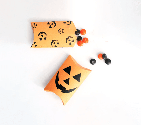 Inside view of pillow candy box